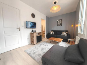 Cozy flat - Metro 13-14
